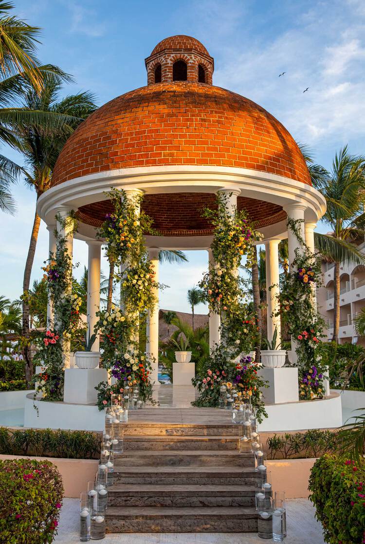 Romantic Place to Celebrate Destination Weddings in Cancun