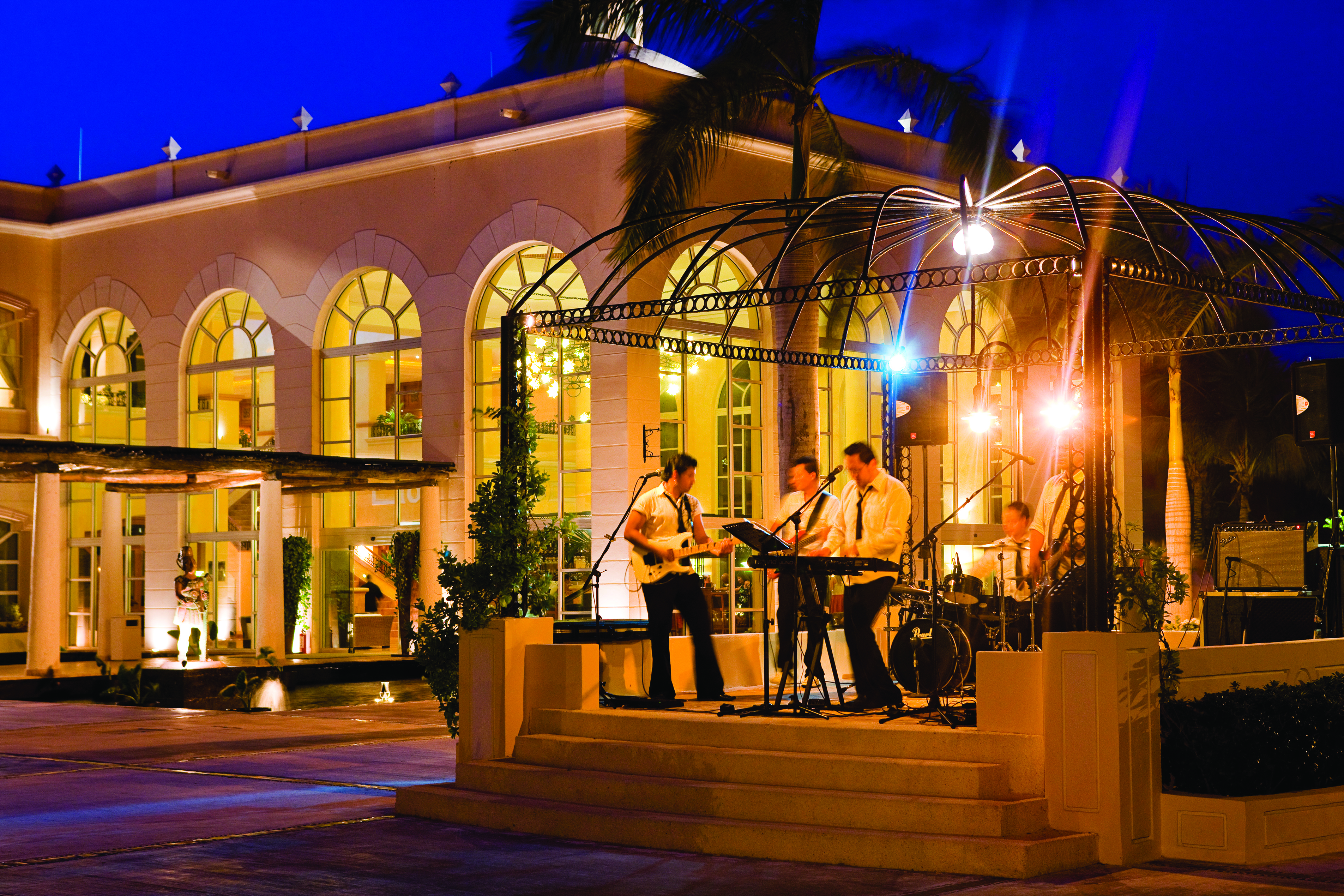 Des concerts chaque soir au centre de villégiature Excellence Riviera Cancun 