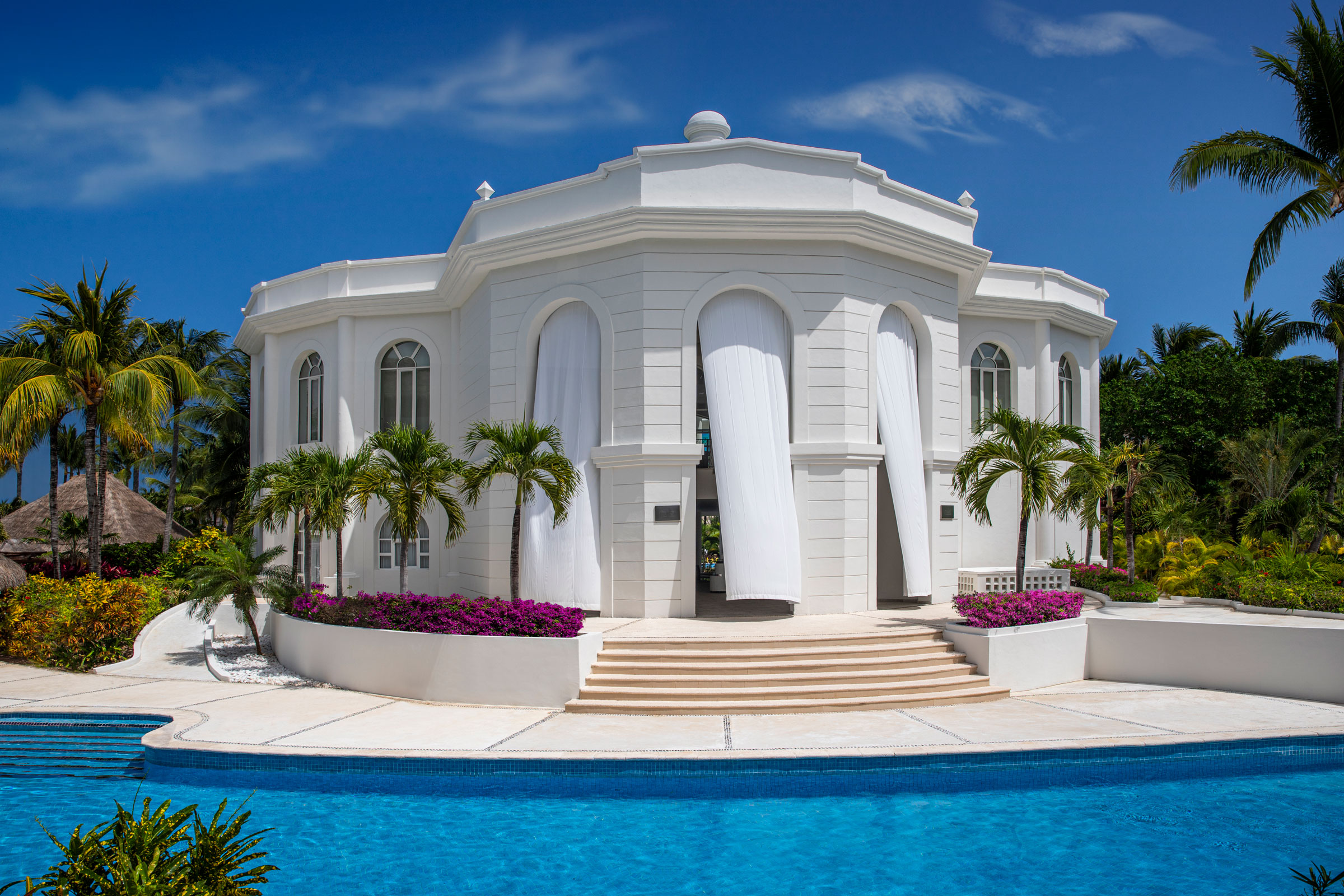 Piscina de Hidroterapia en Excellence Riviera Cancún